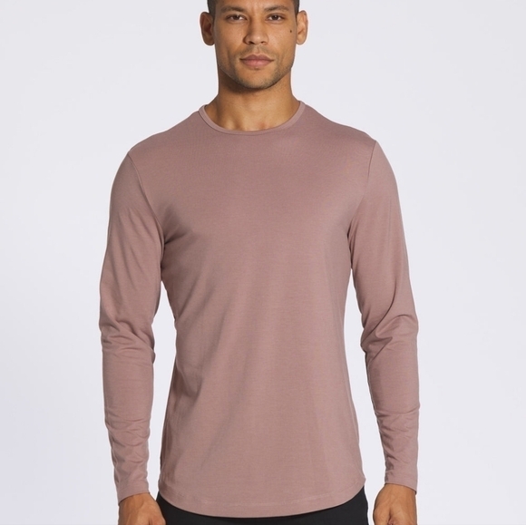 Cuts Clothing Other - CUTS Mountain Mist Long-Sleeve Crew Neck Curve-Hem Athletic Shirt Size XL